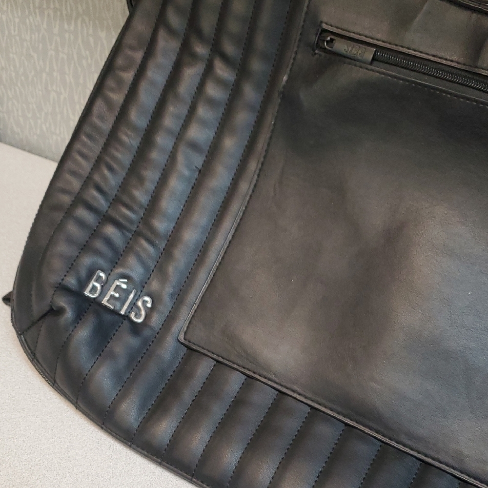 BEIS Black Quilted Travel Tote with Adjustable Strap - Picture 6 of 10